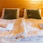 شقة Apartma Farm Bliss *