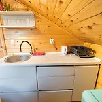 Apartma Farm Bliss شقة