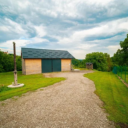 Apartman Apartma Farm Bliss